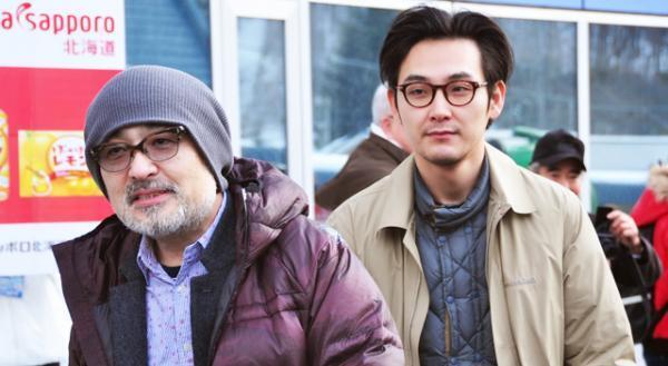 松田龍平、夕張市民の歓迎に笑顔　松岡茉優はメロン熊と対面も「気持ち悪い（笑）」