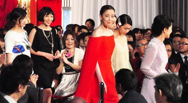 【第38回日本アカデミー賞】宮沢りえ＆能年は赤！ 大島優子はセクシーな白！ ベストドレッサーは？