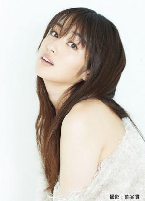 堺雅人・主演「Dr.倫太郎」に高梨臨！　豪華俳優陣との共演は「緊張してたら勿体無い」