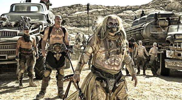 トム・ハーディ主演『マッドマックス』、“スカル”をまとう最凶ラスボス登場！