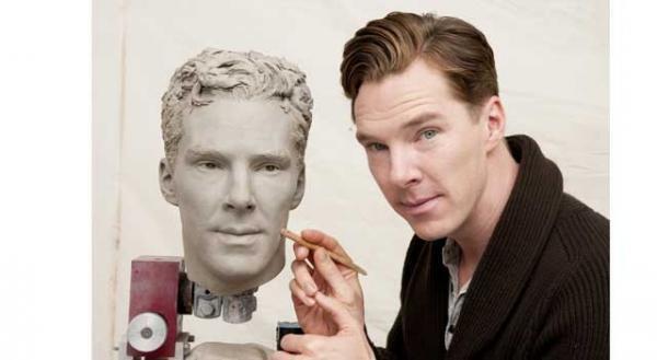 ベネディクト・カンバーバッチ"来日"!? 等身大フィギュアに本人も「似すぎて怖い」