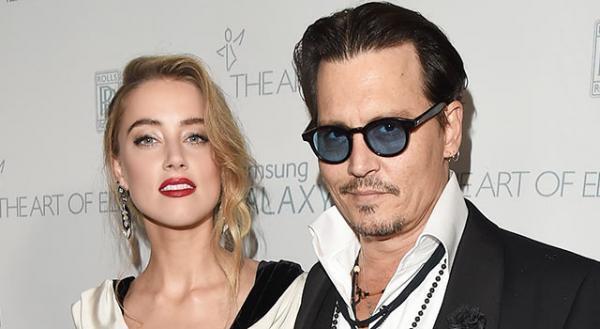 ジョニー・デップ、アンバー・ハードと一緒に『パイレーツ』撮影地に戻る