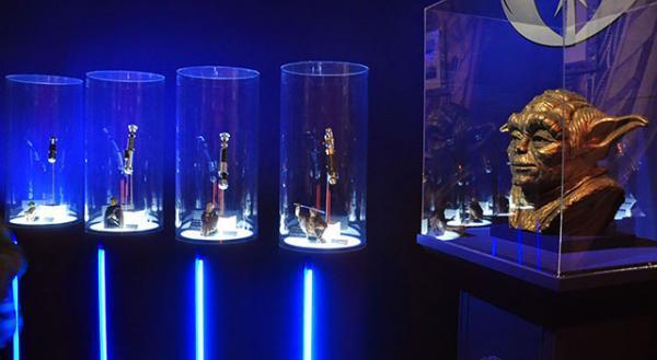 本物のライトセーバーも！　『スター・ウォーズ』展いよいよ開幕　
