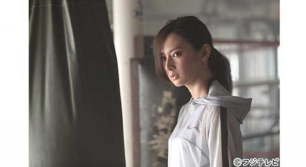 北川景子、フジ7月期ドラマ「探偵の探偵」でクールな探偵に！本格アクションも披露