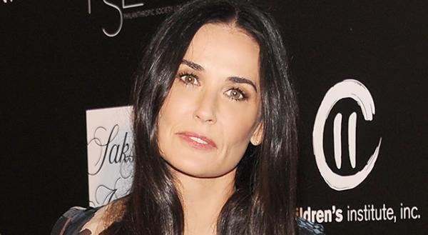 デミ・ムーア、一点もののドレスなど20万ドル相当を盗まれる