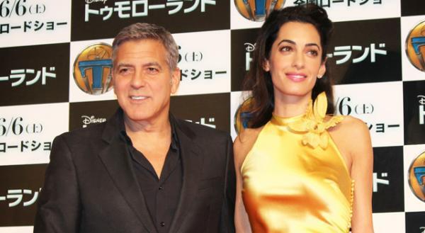 新婚ジョージ・クルーニー、妻にデレデレ？『トゥモローランド』プレミアにそろって出席