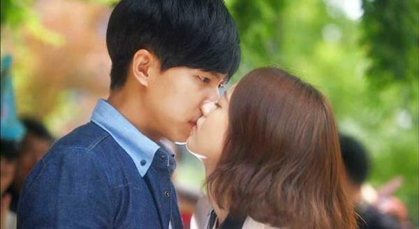 【特別映像】イ・スンギがツンデレ相棒に！ 全女子が羨む膝枕やキスシーン連発