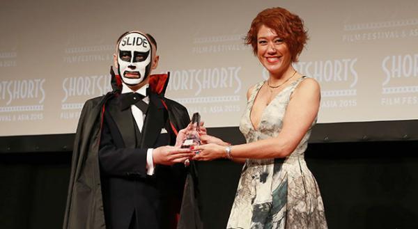 鉄拳、 最新作『SLIDE』を発表！ 「浅田真央さんにも是非観てもらいたい」