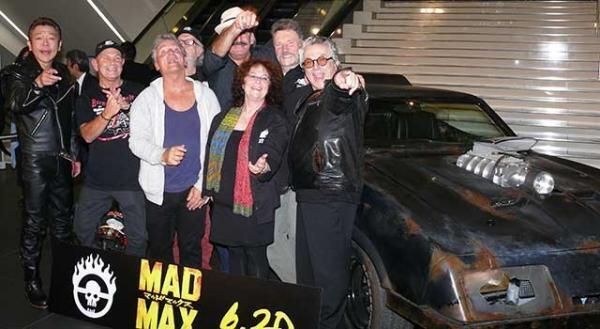 まさに“MAD”な同窓会が実現！『マッドマックス』監督が懐かしい顔ぶれと30年ぶり再会