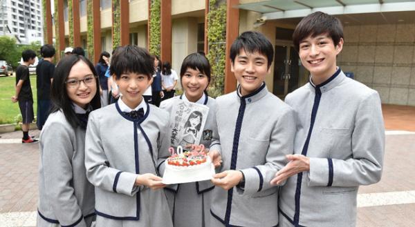 「表参道高校合唱部！」クランクイン！  森川葵＆泉澤祐希、サプライズケーキに歓喜