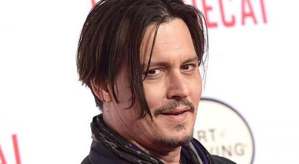 ジョニー・デップ、敬愛する故クリストファー・リーへの追悼コメント発表