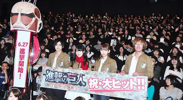 梶裕貴ら『進撃』声優陣、マント＆調査兵団ジャケットで登壇し喝采！