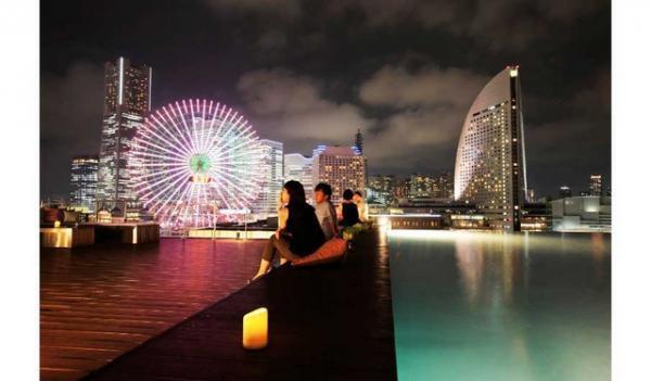 横浜みなとみらいの海と夜景を一望する屋上のアジアンバーが期間限定オープン！