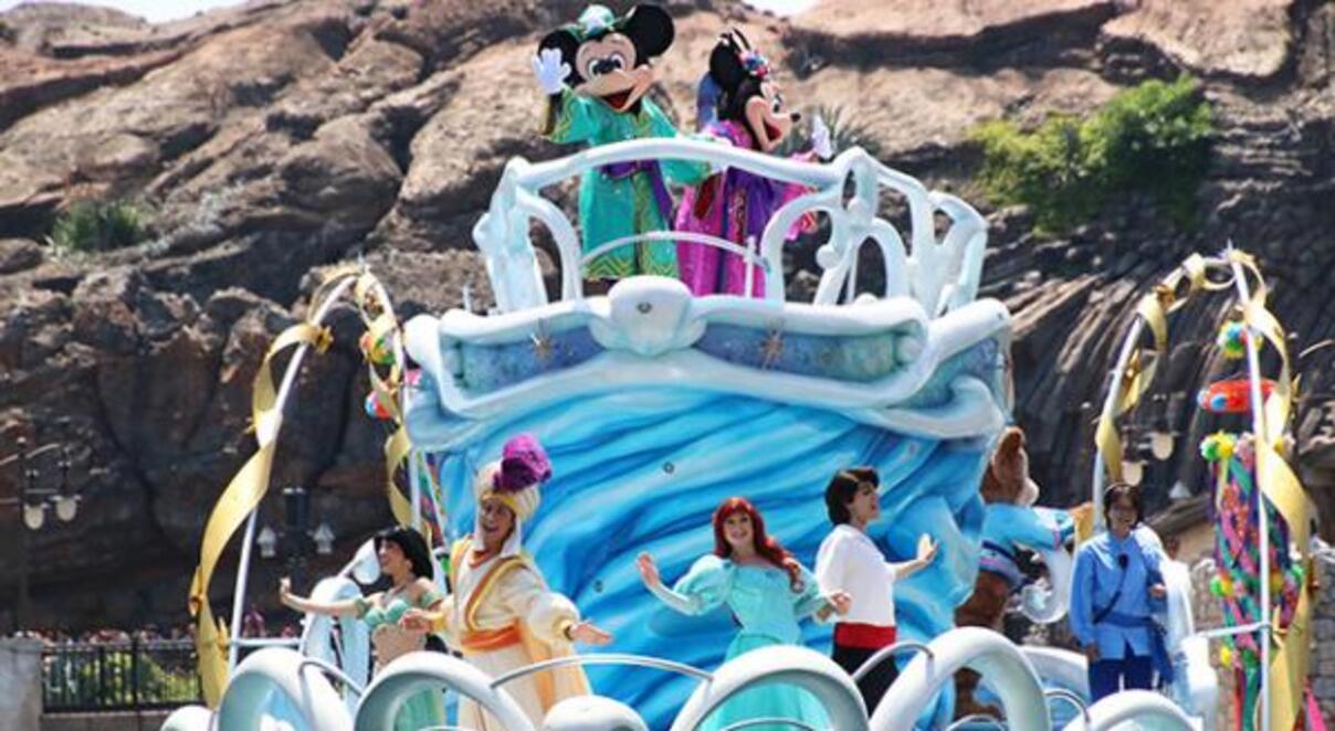 ディズニー シーの 七夕グリーティング 今年はアリエル ジャスミン登場 15年7月5日 ウーマンエキサイト 1 3 ディズニー シーの 七夕グリーティング 今年はアリエル ジャスミン登場 15年7月5日 ウーマンエキサイト 1 3