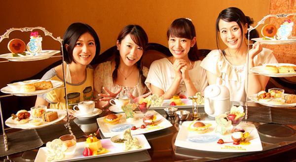 【ディズニー】“和”デザートで気分は夏祭り！ 東京ディズニーランドホテルラウンジ