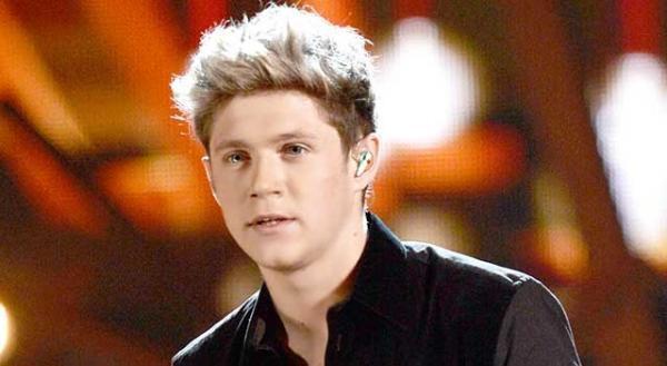 「1D」ナイル・ホーラン、暴走気味の追っかけファンに安全運転を呼びかける