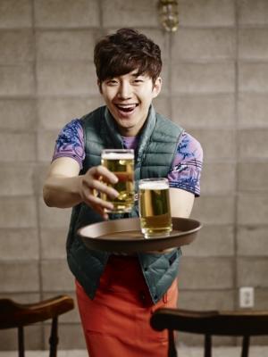 2PMジュノ、“俳優”として初の来日！ 『二十歳』ジャパンプレミア上映会開催