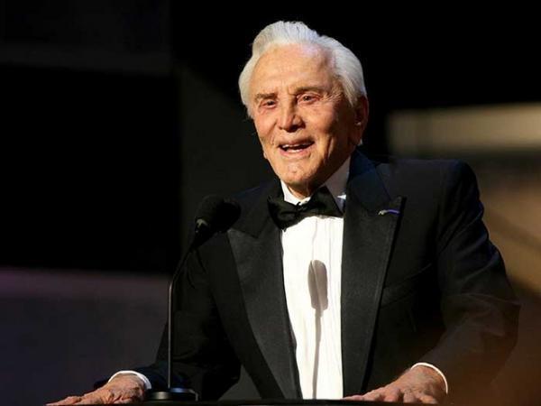 今年99歳の名優が「狩猟は最も愚かな行為」と自らの過去を猛省