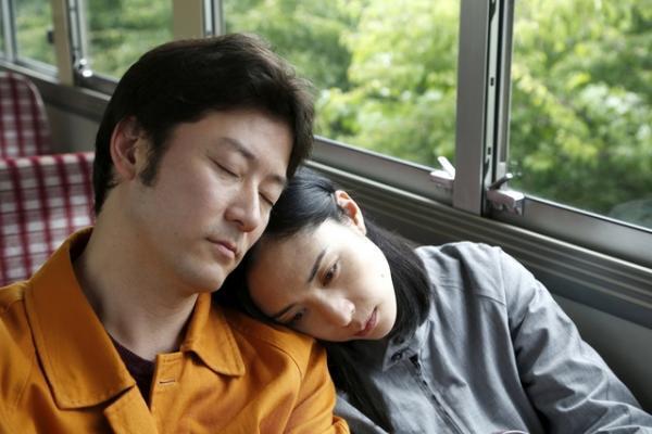 【予告編】深津絵里も感無量…カンヌが沸いた究極のラブストーリー『岸辺の旅』