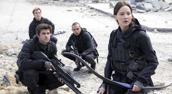 【特別映像】J・ローレンス、国家vs反乱軍の最終ステージへ『ハンガー・ゲーム FINAL』