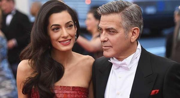 ジョージ・クルーニー、自身のテキーラ・ブランド発表会に妻と出席