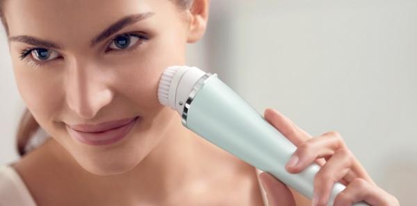 毎日のスキンケアをレベルアップ！一台で洗顔と美顔を叶える家庭用美顔器登場