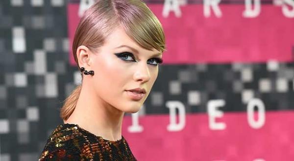 テイラー・スウィフト、インスタグラムのフォロワー数4,570万人でトップに