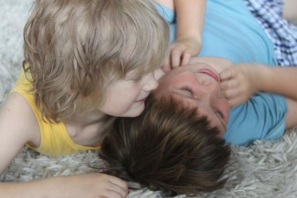 大人を夢中にさせる幼い兄弟のメイキング＆オフショット解禁『ぼくらの家路』