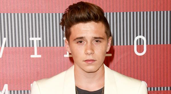 ブルックリン・ベッカム、年齢制限でナイトクラブ入れず