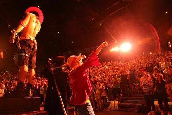 【USJ】“炎の絆”に感動！超絶人気「ワンピース・プレミアショー」9月30日まで