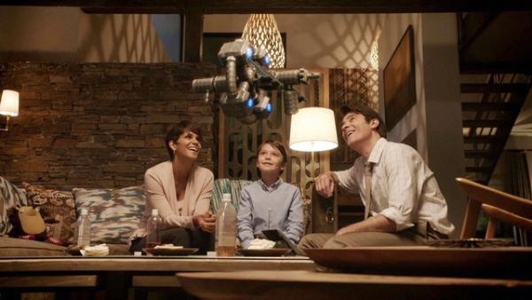 【特別映像】人工知能や地球外生物…スピルバーグが追い続けるテーマとは？「エクスタント」