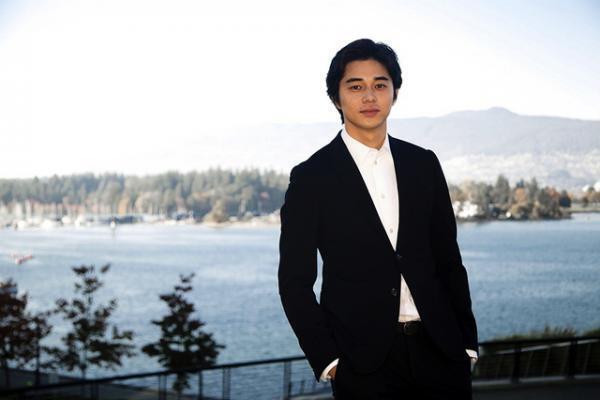 東出昌大、主演作『GONIN サーガ』で初・海外映画祭に興奮「もう少しいたかった！」