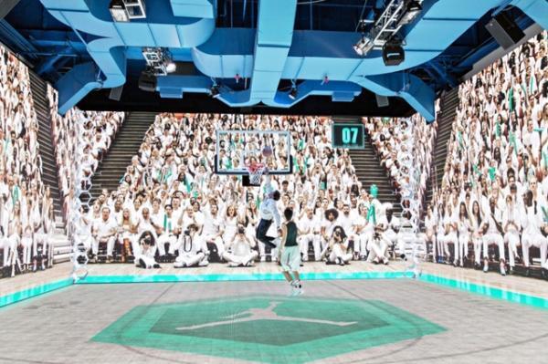 マイケル・ジョーダンが11年ぶりに来日！栄光と歴史の体験スペースがMOTにオープン