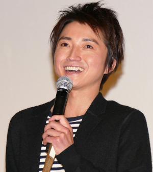 藤原竜也、未確認生物に興味津々！月刊ムー編集長を質問攻め