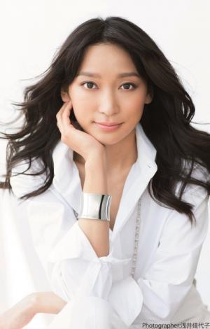 杏、映画初主演！ヴァイオリンと指揮者に挑戦『オケ老人！』