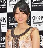 AKB48横山由依、初の人妻役を「透明感がある」と絶賛される