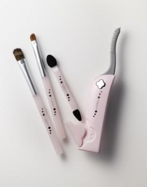 「KOBAKO」、ホリデーシーズン限定コフレ「スパークルアイズキット」で登場