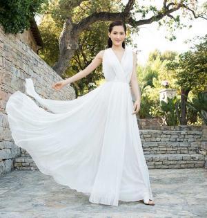 綾瀬はるか、優美な純白ウェディングドレス姿を披露！「オトナな私に仕上がった」