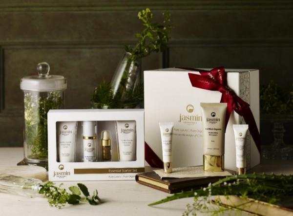 オーガニックビギナーにおすすめのクリスマスコフレ「ジャスミンアロマティーク」より発売！