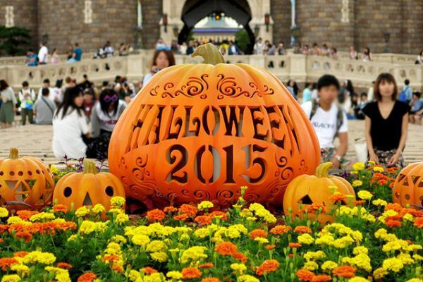【ディズニー】ハロウィーンイベントが閉幕 パークの楽しい「デコレーション」傑作選！