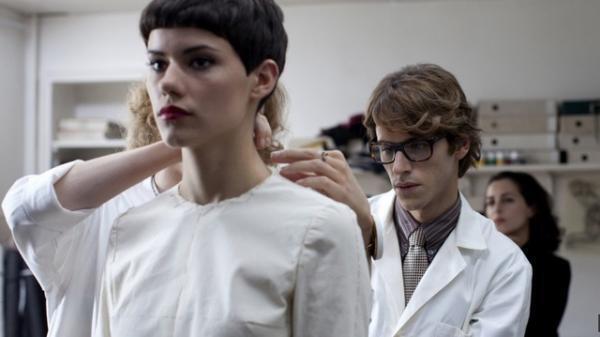 パスザバトン、イヴ・サンローランの貴重なヴィンテージアイテムを展示販売！