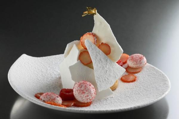 【3時のおやつ】クリスマスにぴったり！「アンリ・シャルパンティエ」冬の新作デセール