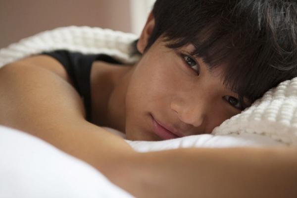 中川大志、寝起きの無防備な姿に胸キュン！ 初のカレンダー発売決定