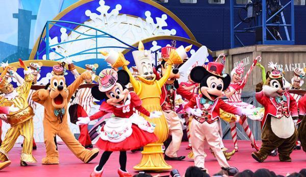 【ディズニー】クリスマス衣装がキュート！「テーブル・イズ・ウェイティング」限定バージョン