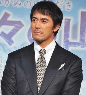 岡田准一、標高5千メートル超！　エヴェレストでの撮影で「価値観変わった！」