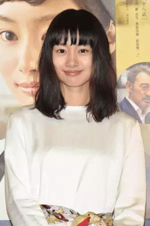 忽那汐里、一人暮らしを始めて1年目！ 食事は「基本的に自炊」と家庭的