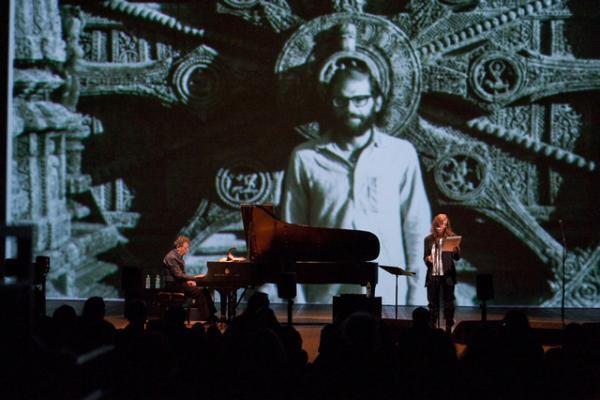 フィリップ・グラス×パティ・スミスによる希少公演が来日！　翻訳は村上春樹＆柴田元幸