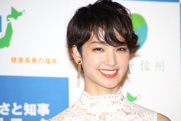 剛力彩芽、今年は出会いに期待！「そういうことがあれば報告します（笑）」