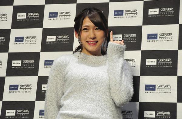 「AKB48」茂木忍、女子高生役に「制服、ギリいける！」と安心