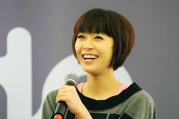 宇多田ヒカル、朝ドラ「とと姉ちゃん」の主題歌に！期待の声続々
